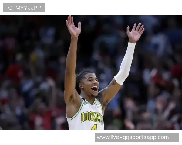 伊森渴望扮演更关键角色乌度卡强调健康与战术理解的重要性 伊森渴望扮演更关键角色乌度卡强调健康与战术理解的重要性