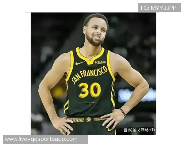 库里赛季初表现惊艳场均333分助攻和抢断数据同样出色 库里赛季初表现惊艳场均333分助攻和抢断数据同样出色