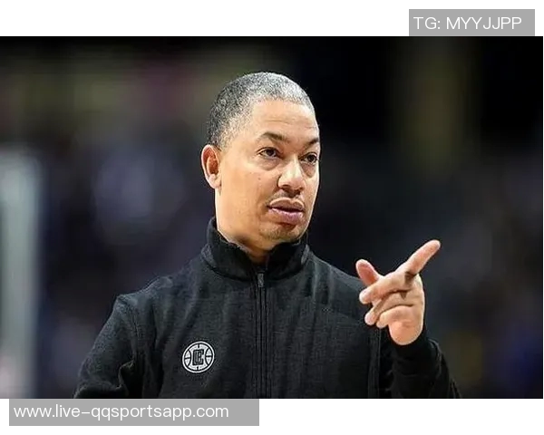 泰伦卢称赞保罗表现出色认为他能有效提升球队攻防实力 泰伦卢称赞保罗表现出色认为他能有效提升球队攻防实力