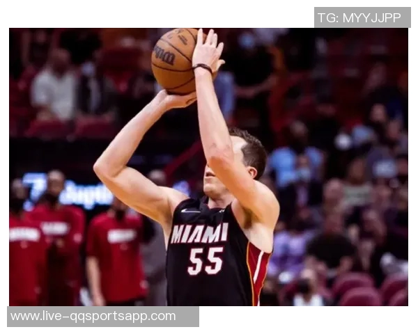 沃特森接替布劳恩首发后表现出色圆满贡献场均167分67板1断1帽 沃特森接替布劳恩首发后表现出色圆满贡献场均167分67板1断1帽